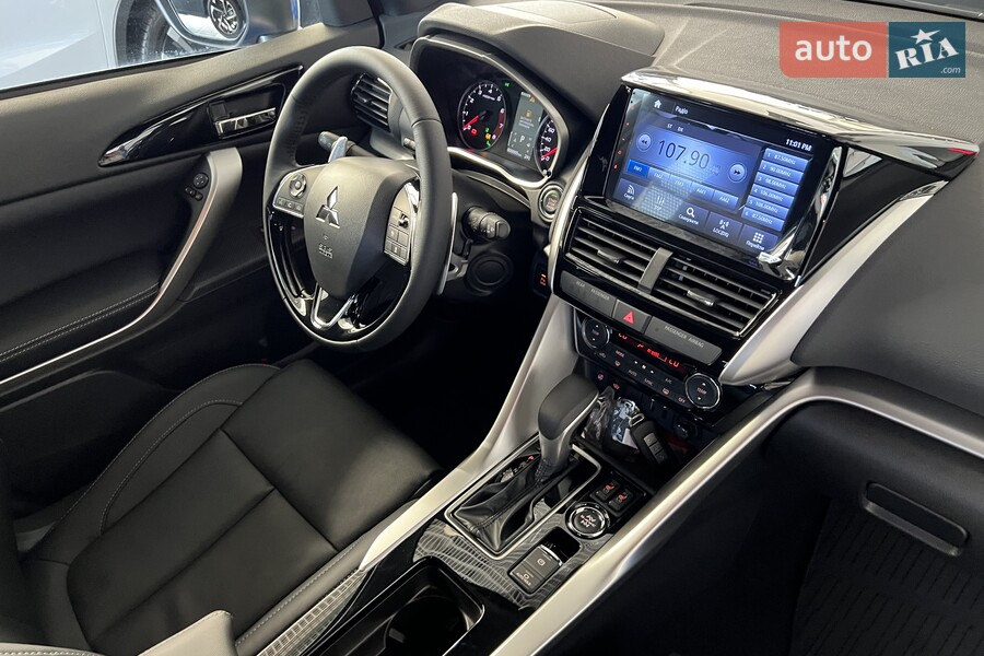 Mitsubishi Eclipse Cross - фото 15