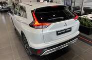 Mitsubishi Eclipse Cross Invite