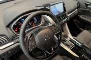 Mitsubishi Eclipse Cross Invite