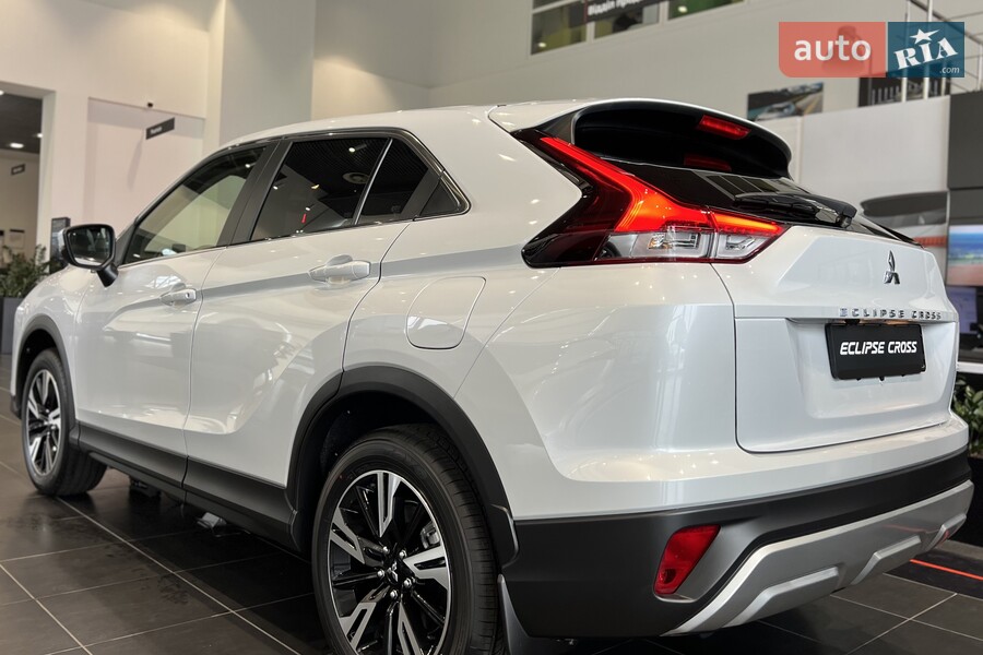 Mitsubishi Eclipse Cross - фото 6