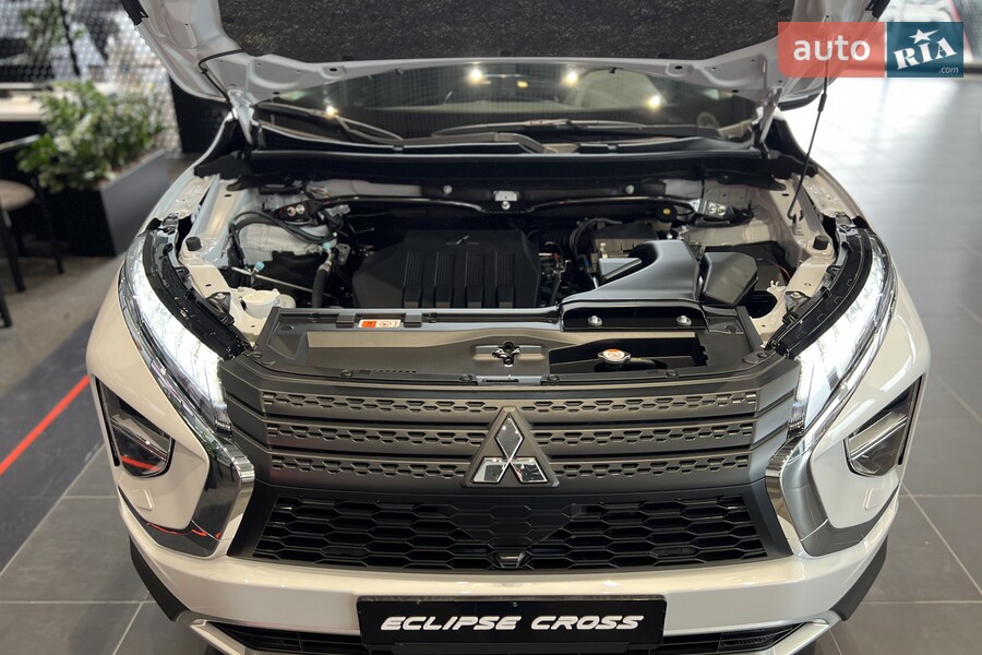 Mitsubishi Eclipse Cross - фото 24