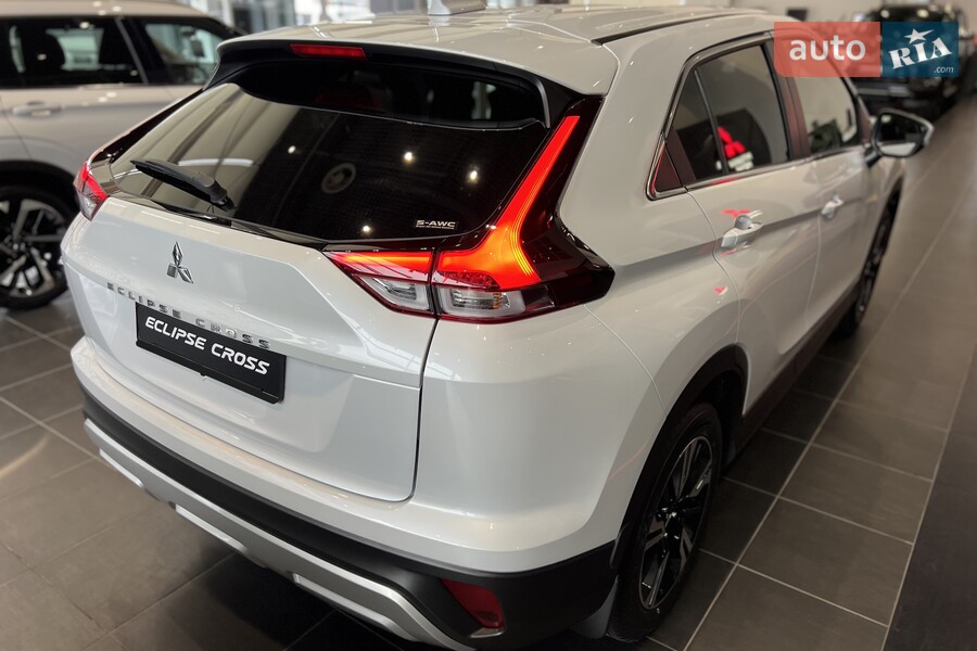 Mitsubishi Eclipse Cross - фото 10