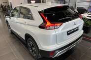 Mitsubishi Eclipse Cross - фото 9