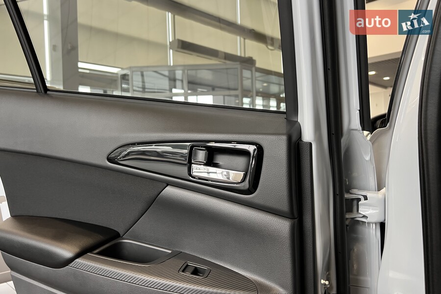 Mitsubishi Eclipse Cross - фото 13