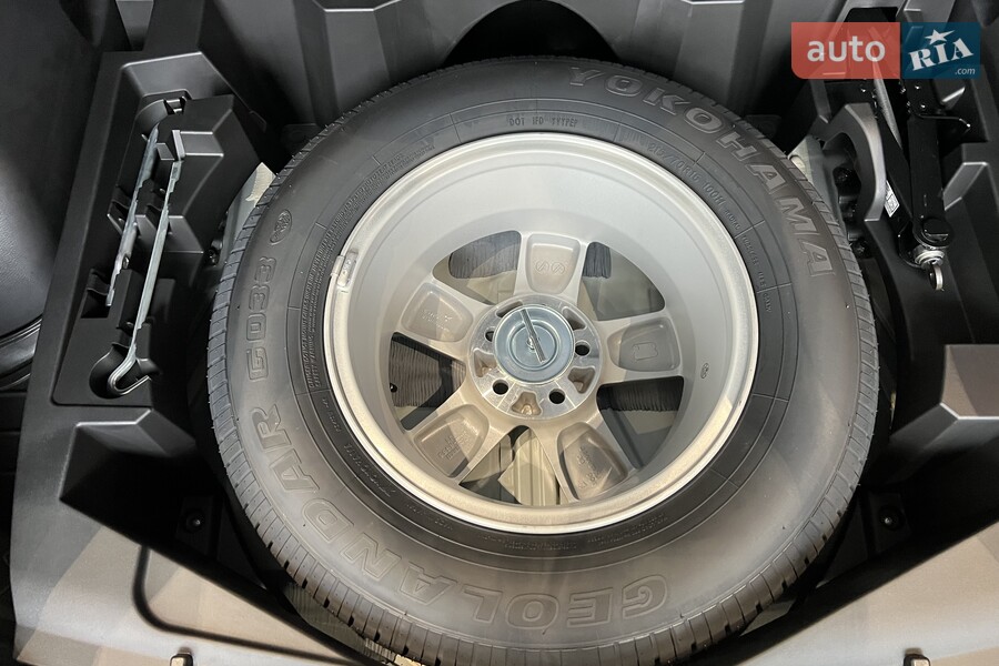 Mitsubishi Eclipse Cross - фото 12