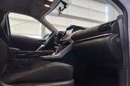 Mitsubishi Eclipse Cross - фото 17
