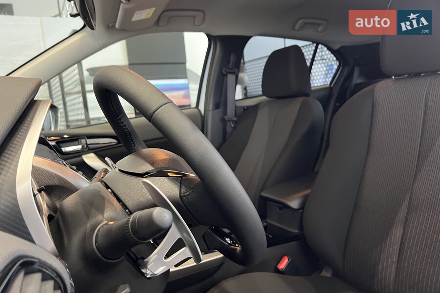 Mitsubishi Eclipse Cross - фото 26
