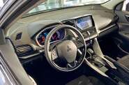Mitsubishi Eclipse Cross Invite