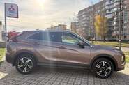 Mitsubishi Eclipse Cross Invite