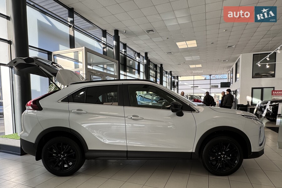 Mitsubishi Eclipse Cross - фото 3