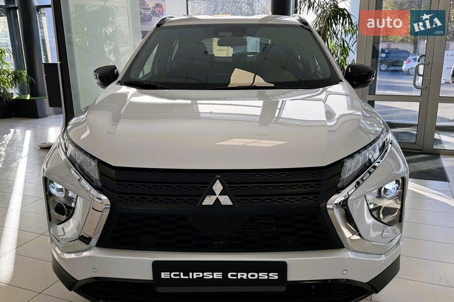 Mitsubishi Eclipse Cross - фото 1