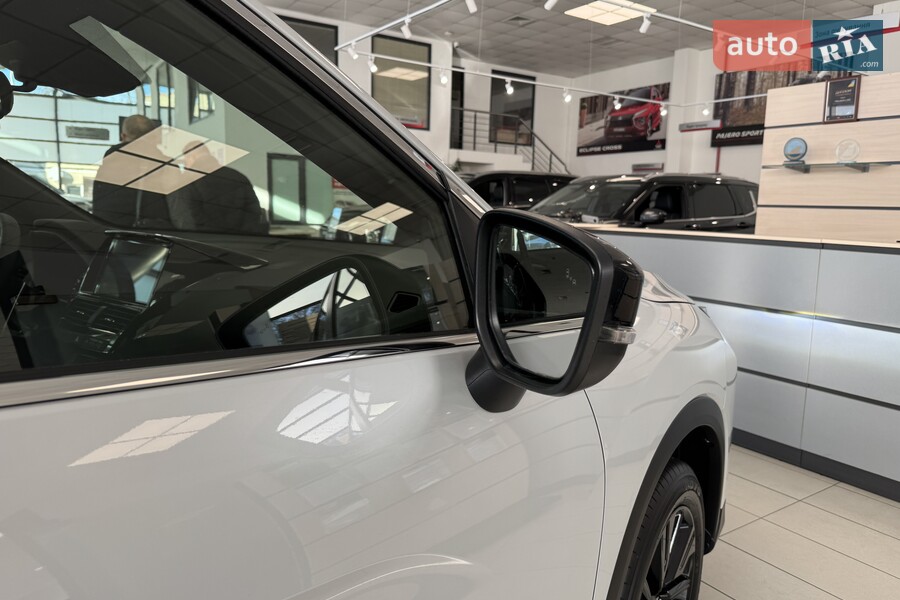 Mitsubishi Eclipse Cross - фото 7