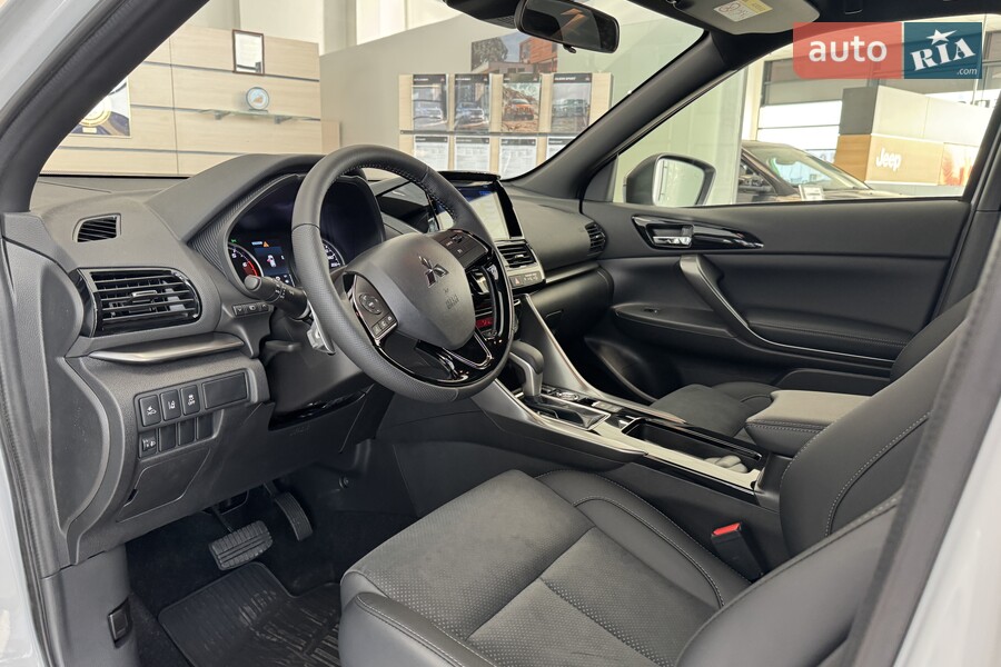 Mitsubishi Eclipse Cross - фото 12