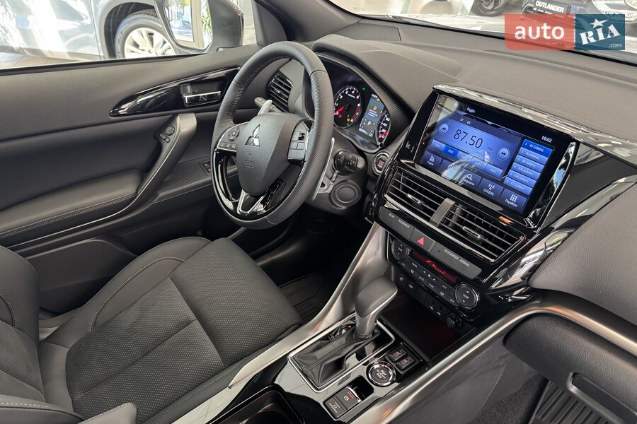 Mitsubishi Eclipse Cross - фото 16