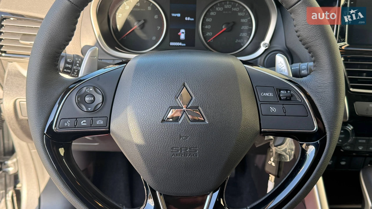 Mitsubishi-24