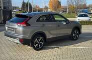 Mitsubishi Eclipse Cross Invite