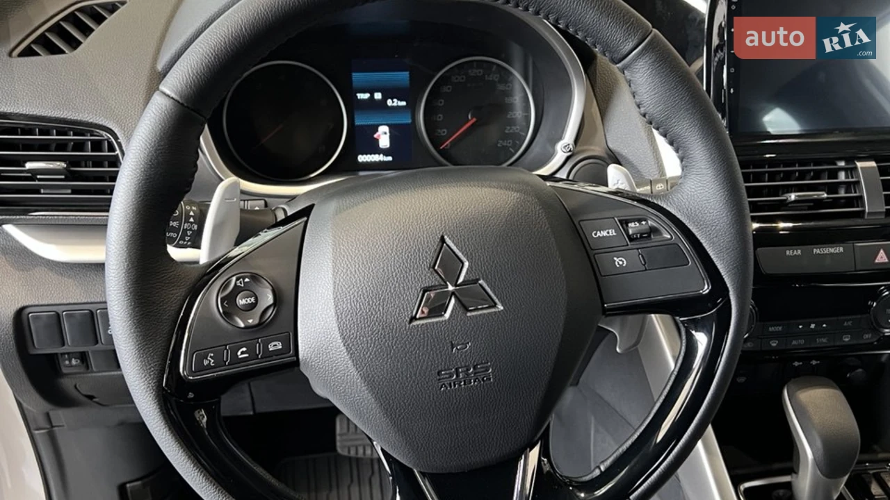 Mitsubishi-10