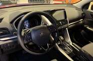 Mitsubishi Eclipse Cross Invite