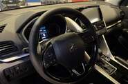 Mitsubishi Eclipse Cross Invite