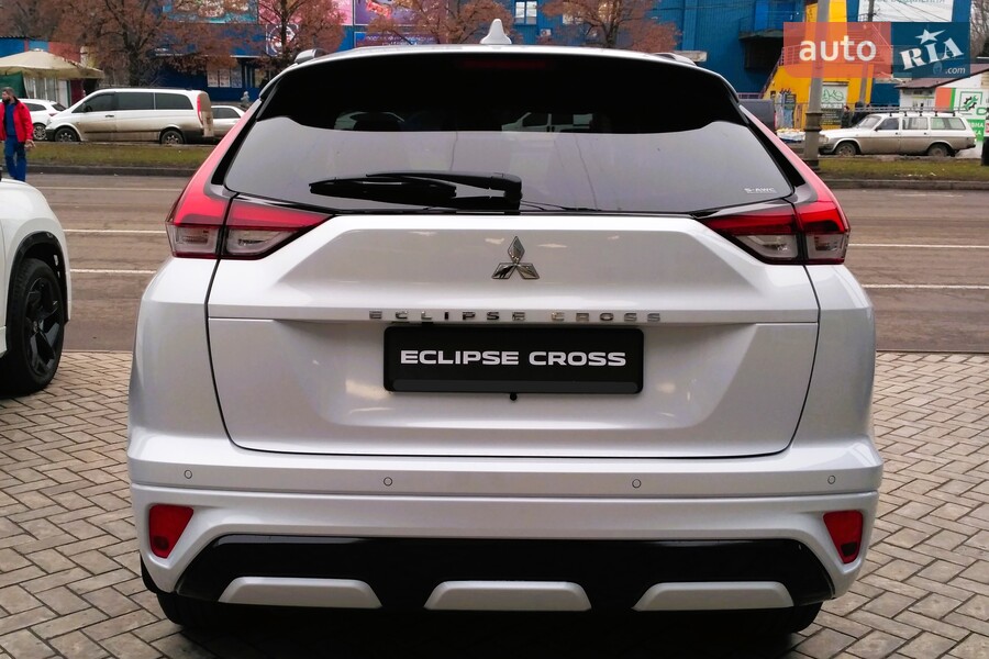 Mitsubishi Eclipse Cross - фото 5