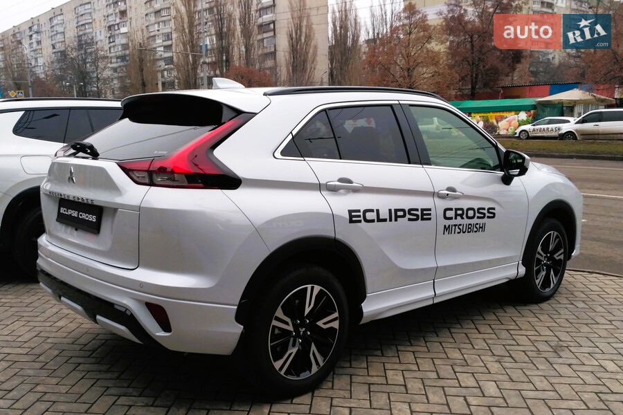 Mitsubishi Eclipse Cross - фото 7