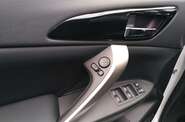 Mitsubishi Eclipse Cross - фото 18