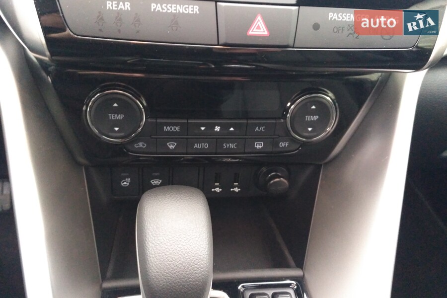 Mitsubishi Eclipse Cross - фото 23