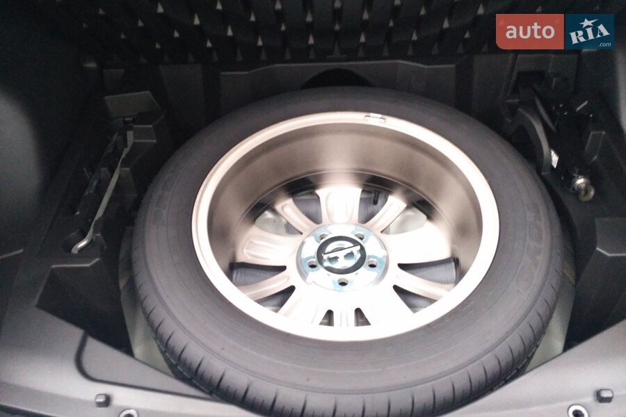 Mitsubishi Eclipse Cross - фото 16