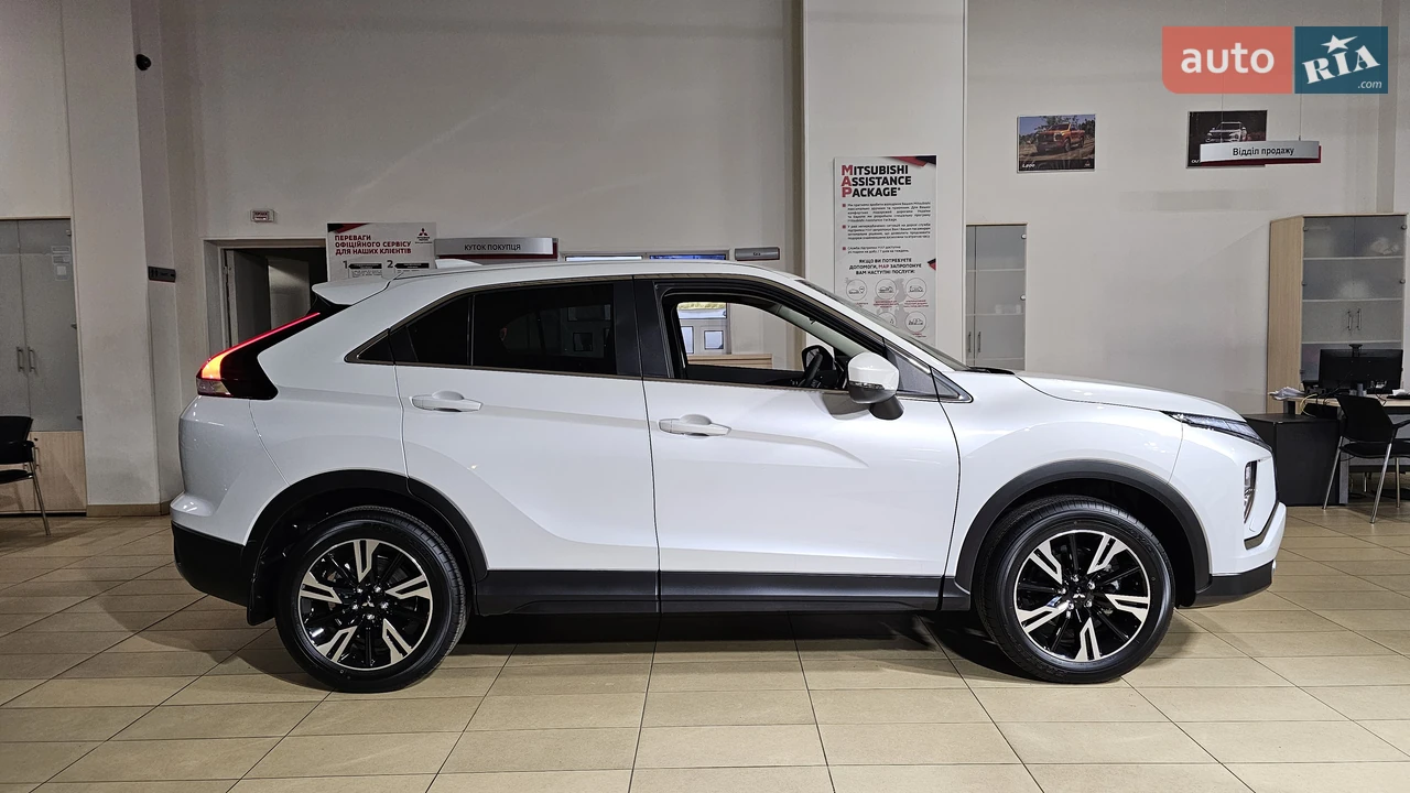 Mitsubishi-4