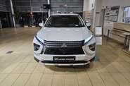 Mitsubishi Eclipse Cross Invite
