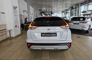 Mitsubishi Eclipse Cross Invite