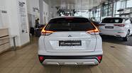 Mitsubishi Eclipse Cross Invite
