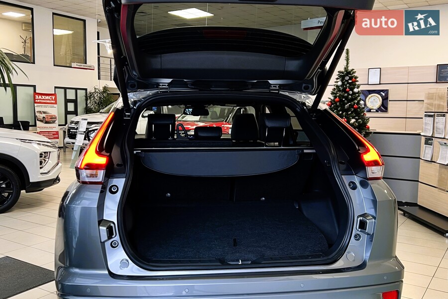 Mitsubishi Eclipse Cross - фото 9