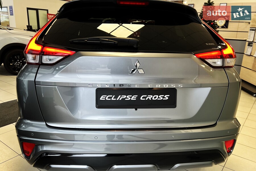 Mitsubishi Eclipse Cross - фото 8