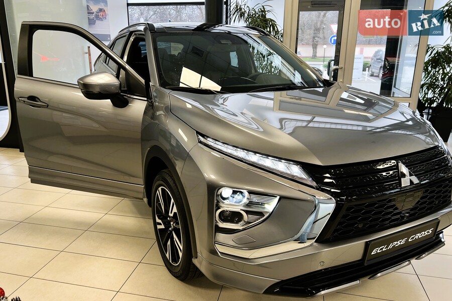 Mitsubishi Eclipse Cross - фото 11