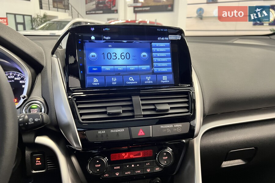 Mitsubishi Eclipse Cross - фото 17