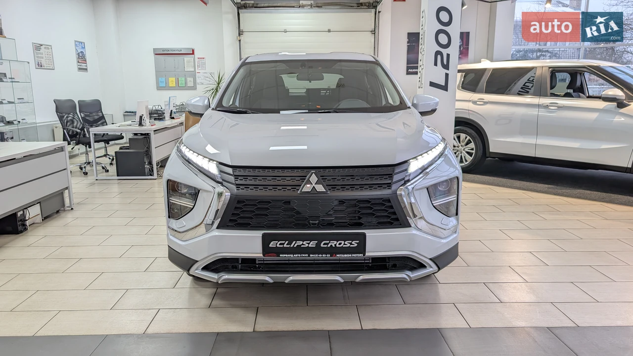 Mitsubishi-3