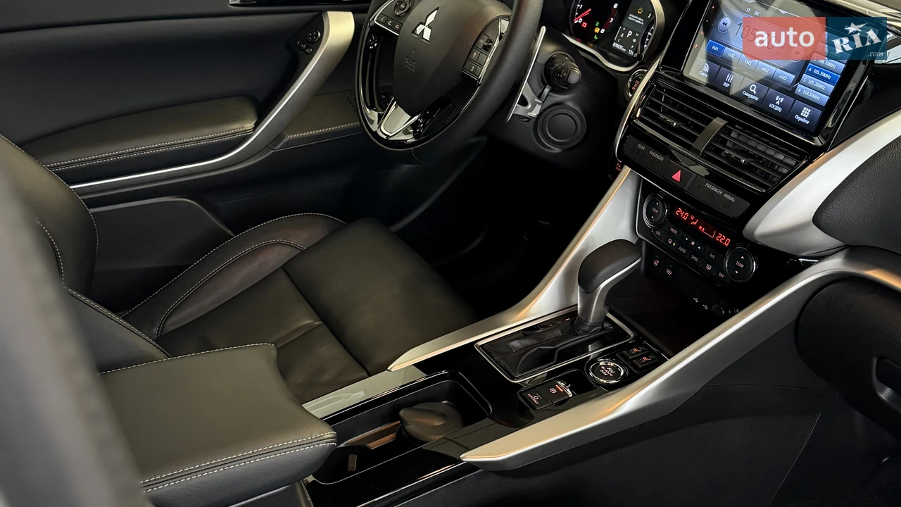 Mitsubishi-4