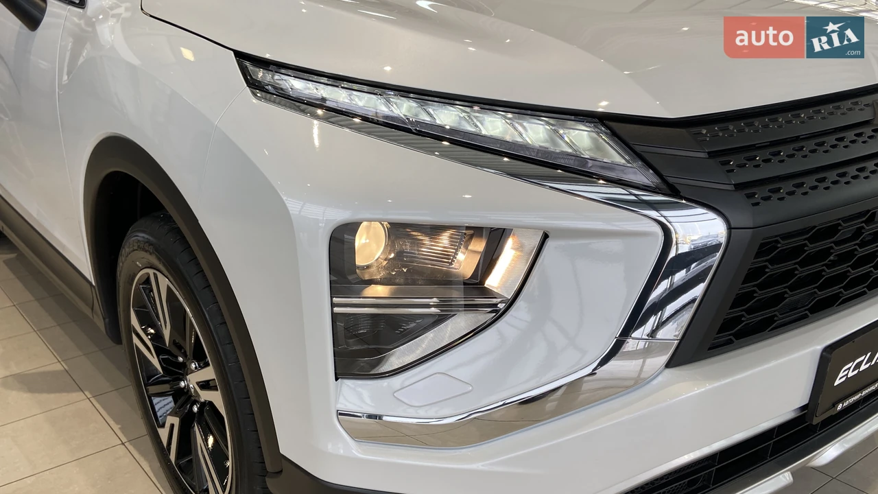 Mitsubishi-5