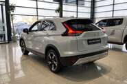 Mitsubishi Eclipse Cross Invite