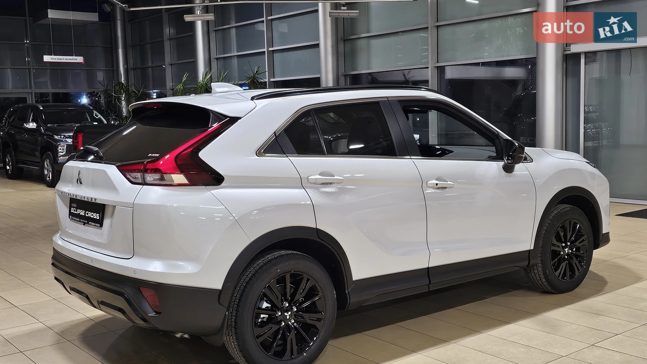 Mitsubishi-3