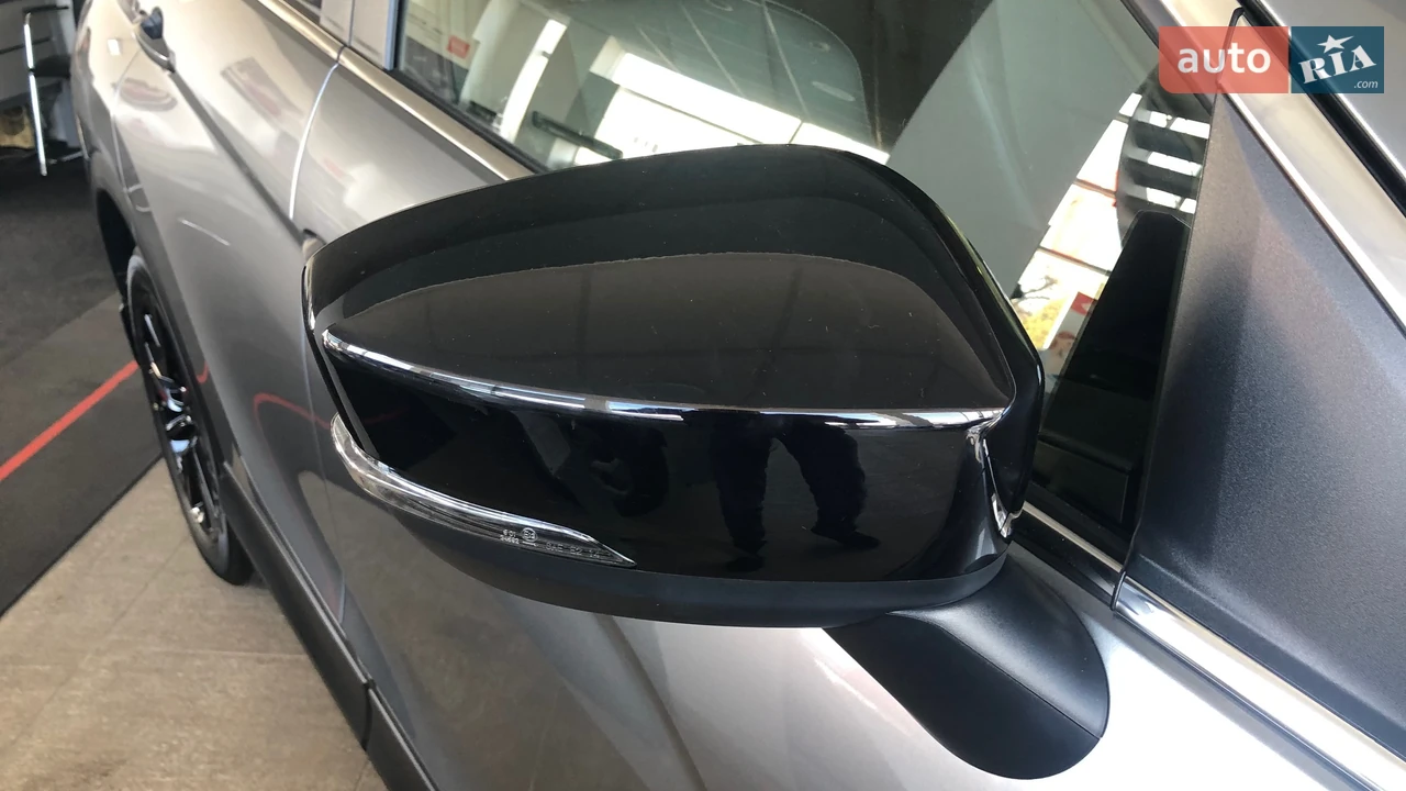 Mitsubishi-7