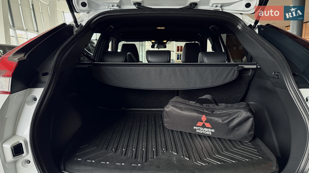 Mitsubishi-1