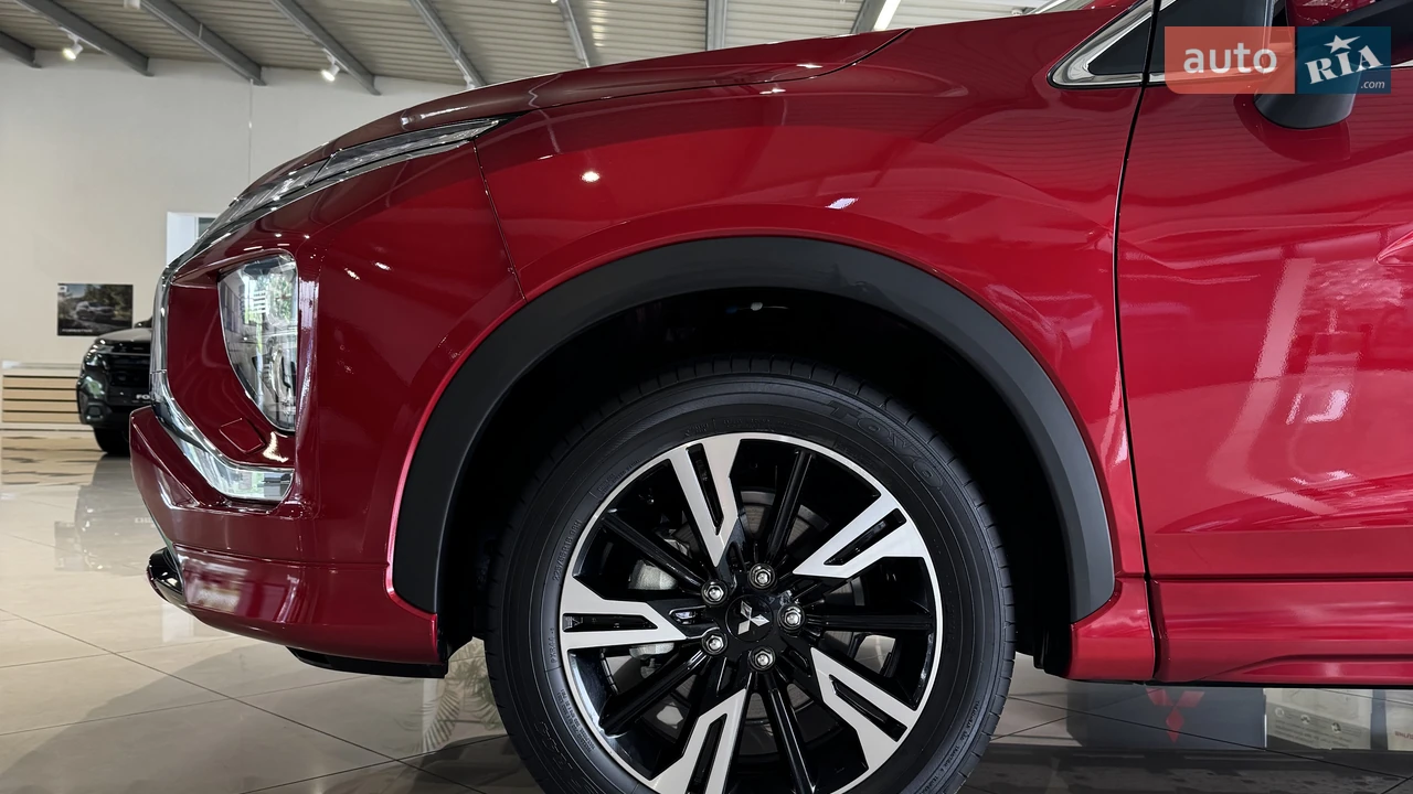 Mitsubishi-4