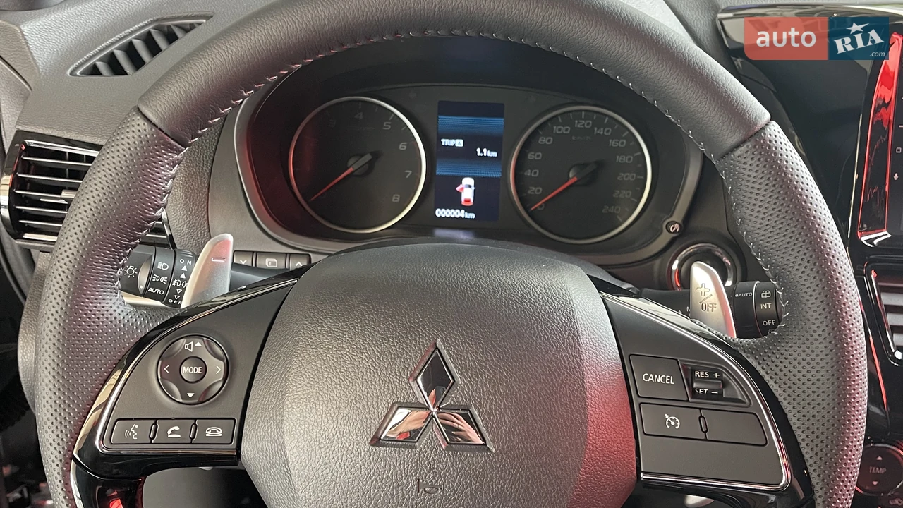 Mitsubishi-18