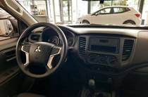 Mitsubishi L 200 Invite