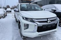 Mitsubishi L 200 Invite