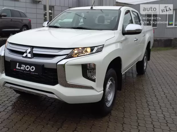 Mitsubishi L 200 Invite