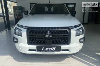 Mitsubishi L 200 2.4 DI-D MT (150 к.с.) 4WD 2024