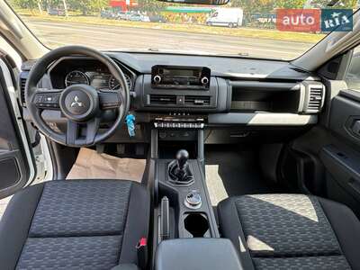 Новый Mitsubishi L 200 2025 - фото 3